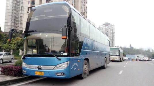 大巴租車(chē)選擇鴻鳴巴士——更安全更省心 