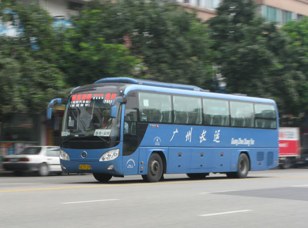 為什么廣州企業(yè)班車大量使用班車租賃？采購(gòu)不是更自由嗎