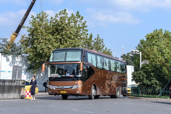 （班車租賃費(fèi)用）企業(yè)班車租賃多少錢？決定因素哪些？